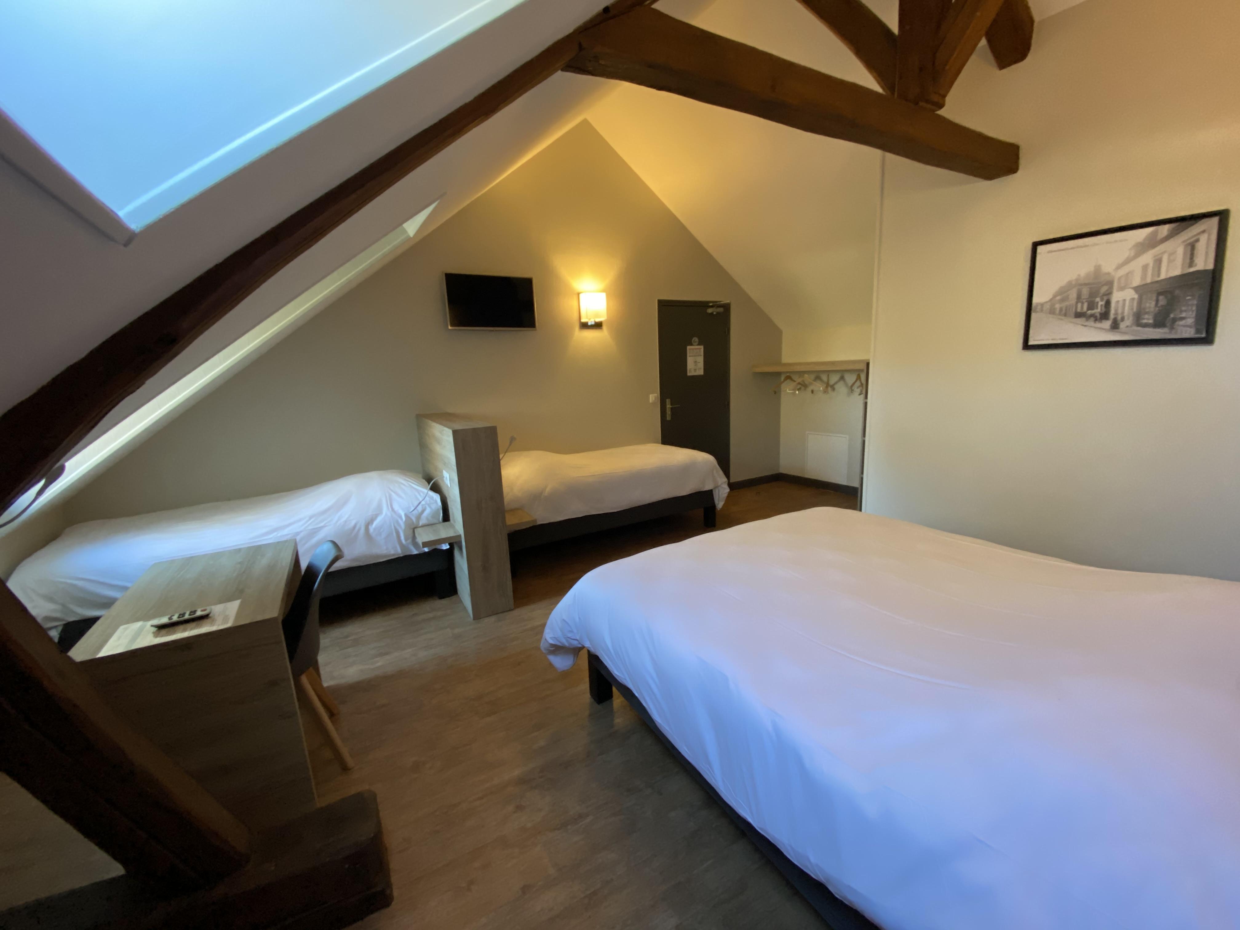 Logis - Hotel & Restaurant Saint Nicolas ショーモン・アン・ヴェキシン エクステリア 写真